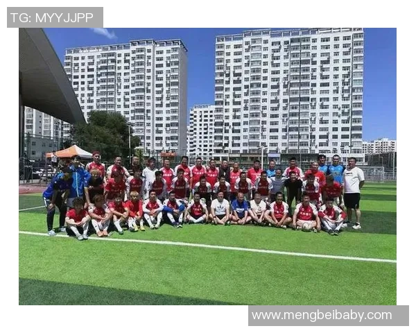 成都足球队荣登足球团队协作排行榜第一名展现卓越团队精神与实力